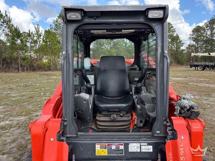 2024-kubota-svl97-2-image-18