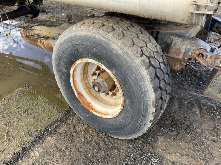 (dmv)-clough-4000g-alu.-tanker-trailer-image-10