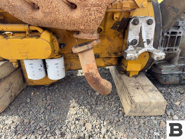 1984-ford-l8000-image-9