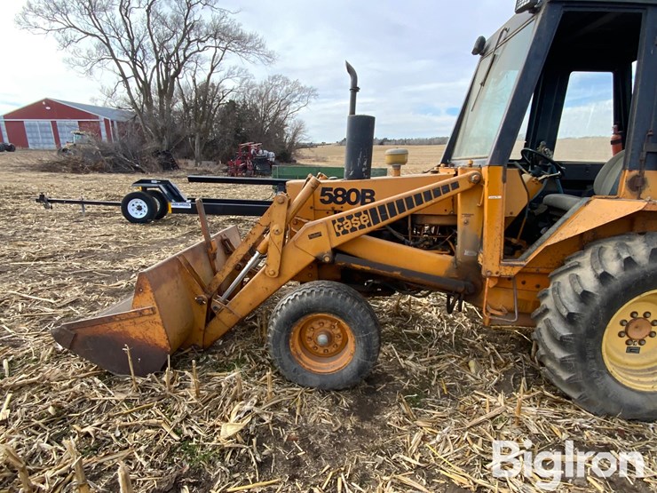 1975-case-580b-image-15