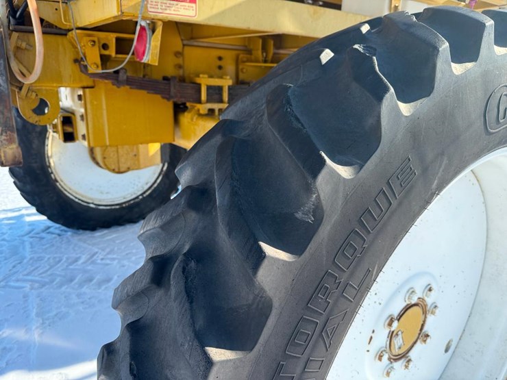 ag-chem-rogator-854-image-8