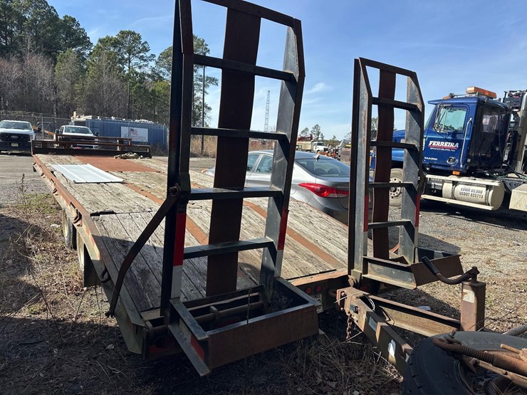 2014-kaufman-8x25ft-tandem-axle-equipment-trailer-image-9