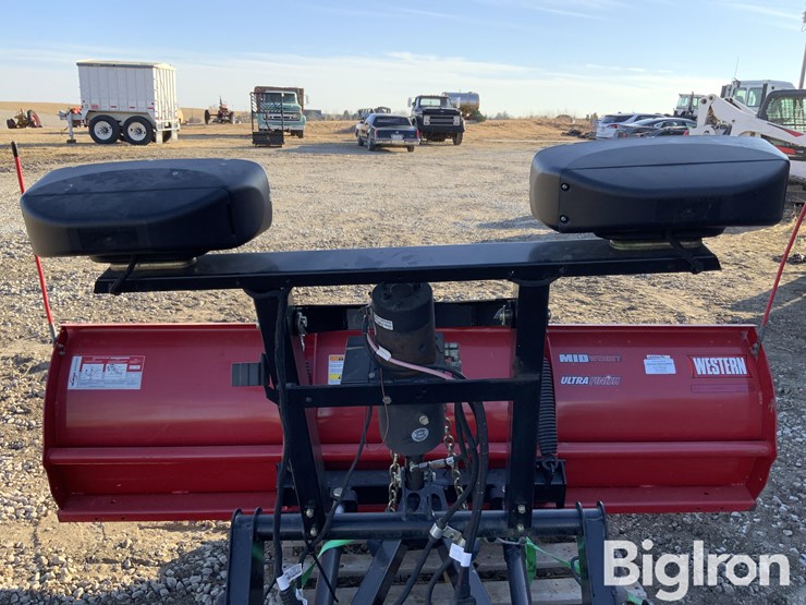 western-midweight-ultrafinish-snow-plow-image-16