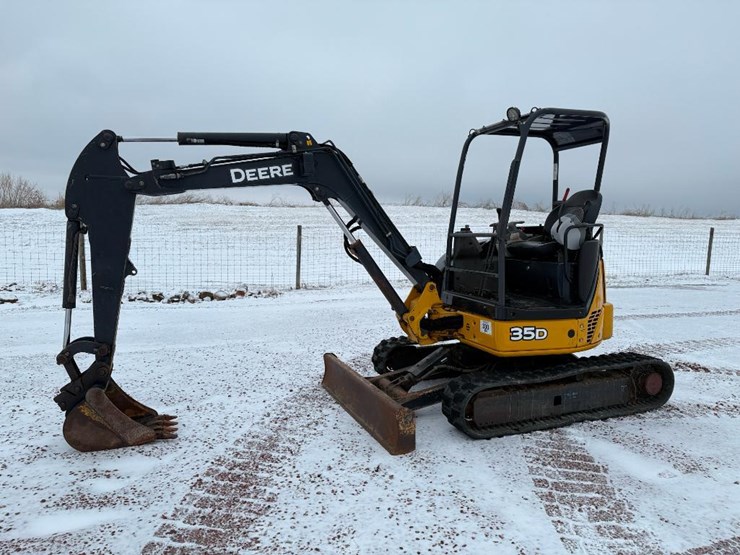 deere-35d-image-1