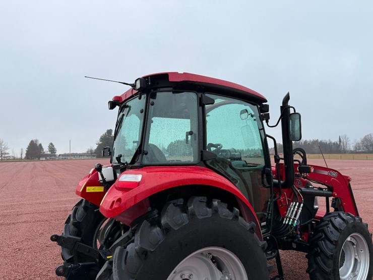 case-ih-farmall-75c-image-23