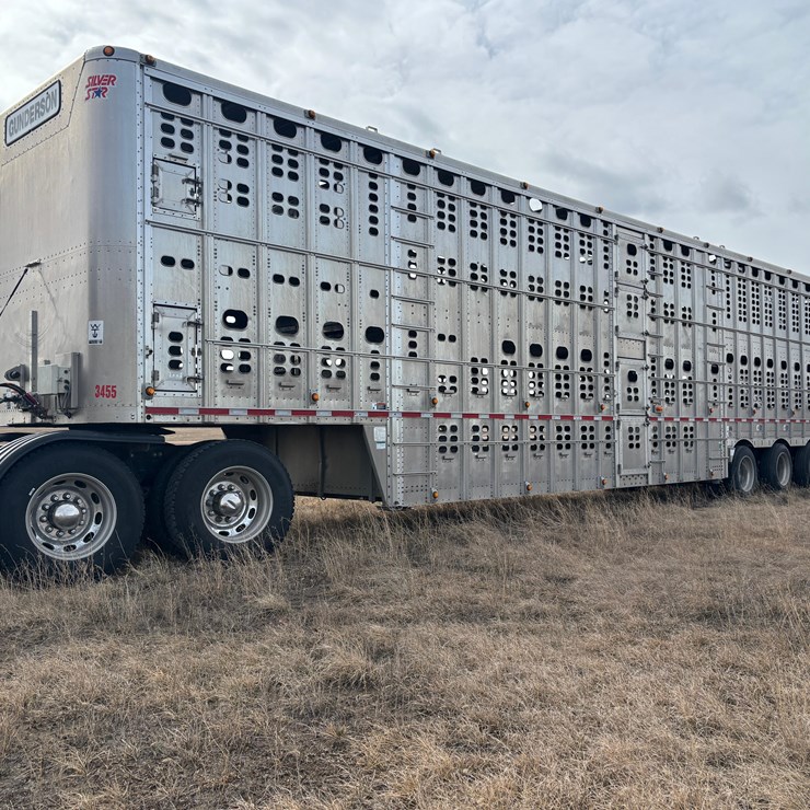 2018 WILSON LIVESTOCK TRAILER