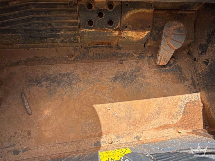 2022-kubota-svl97-2-image-26