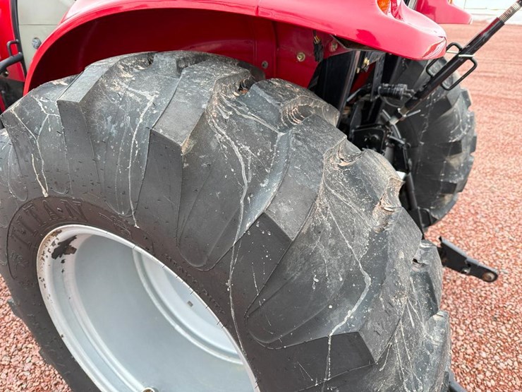 case-ih-farmall-55c-image-7