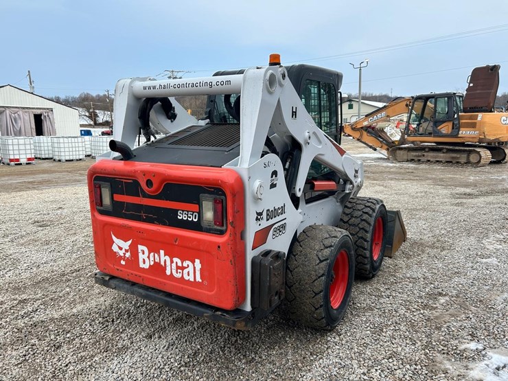 2018-bobcat-s650-image-4