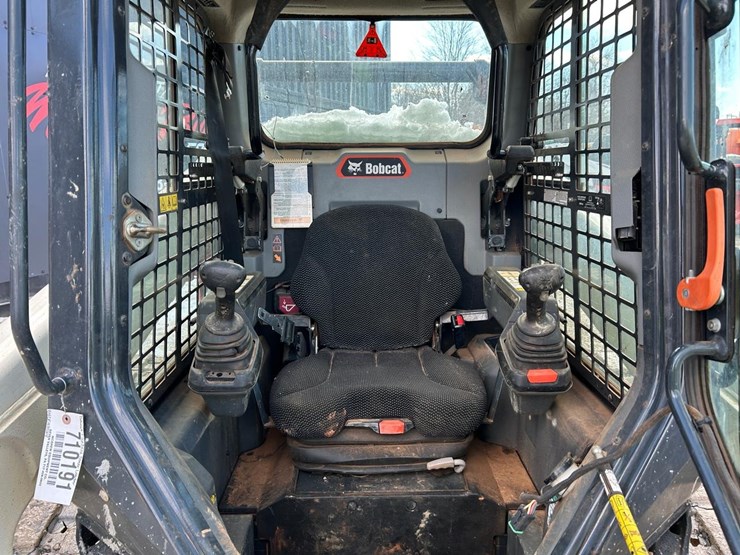2023-bobcat-t76-image-20