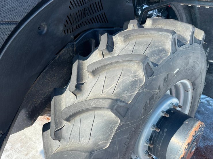 case-ih-magnum-250-image-12