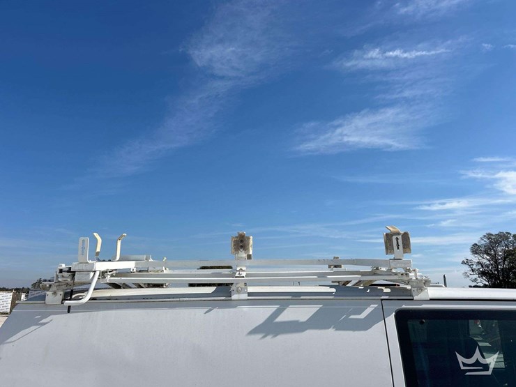 2008-ford-cargo-image-29