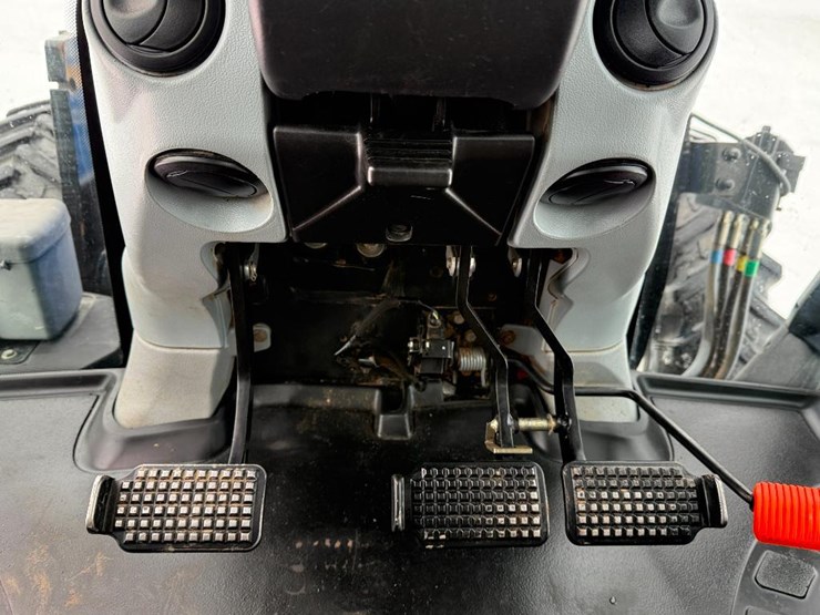 new-holland-t7.210-image-74