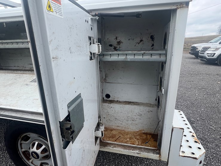 2016-chevrolet-2500-image-27