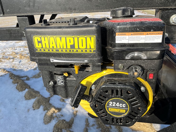 #220-•-champion-25-ton-wood-splitter-image-11