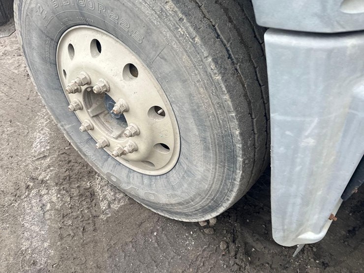 2020-mack-gr64f9-quad/a-dump-truck-image-15