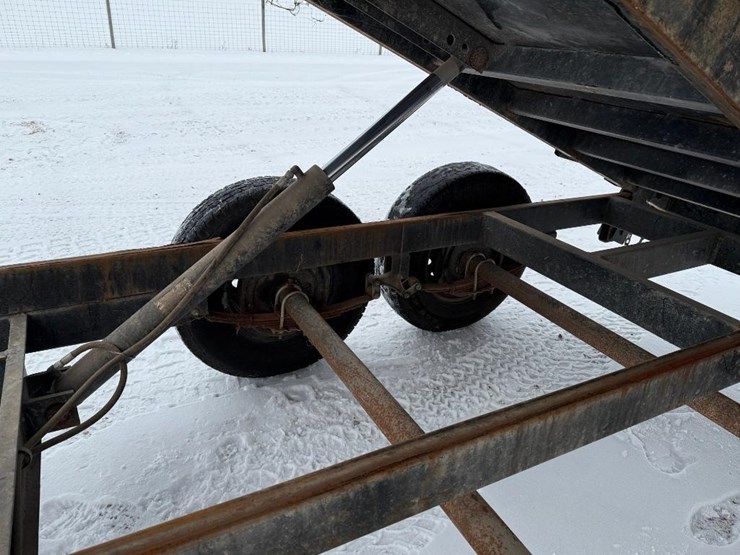 2022-axle-dump-trailer-image-23