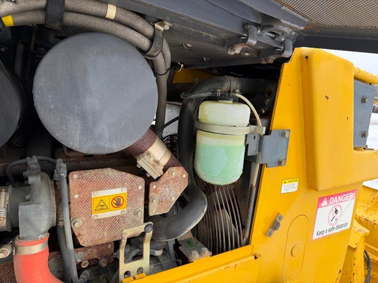 komatsu-d37ex-21-image-44