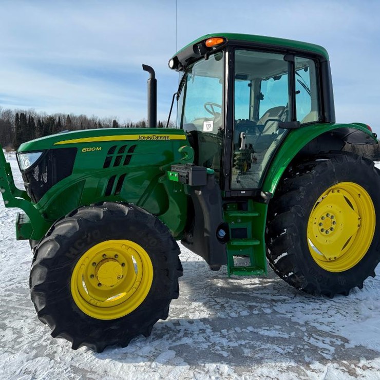 JOHN DEERE 6120M