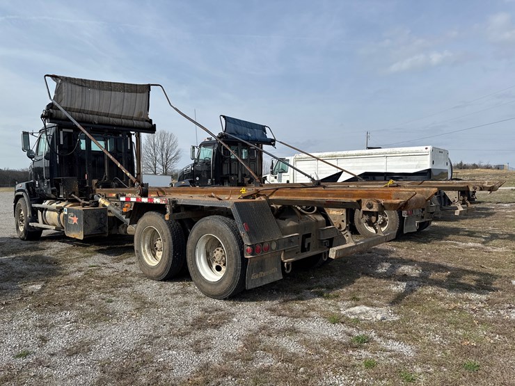 2018-western-star-4700sb-image-4