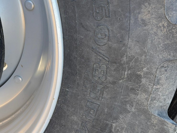 2021-case-ih-maxxum-135-image-37