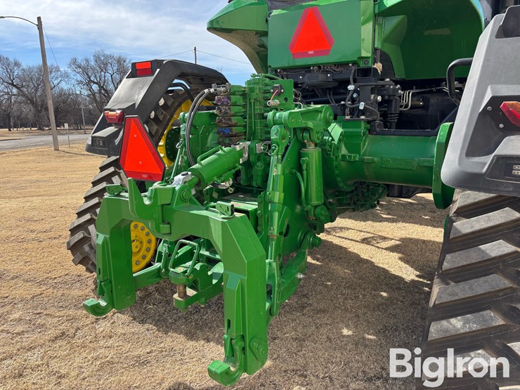 2023-john-deere-8rx-370-image-19