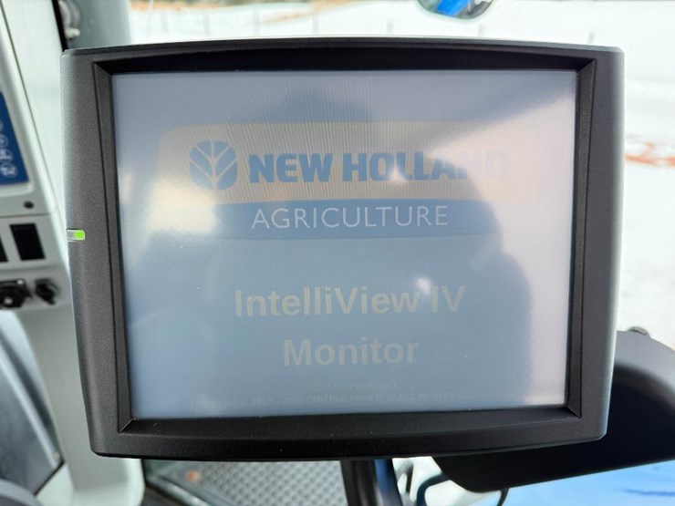 new-holland-t8.320-image-75