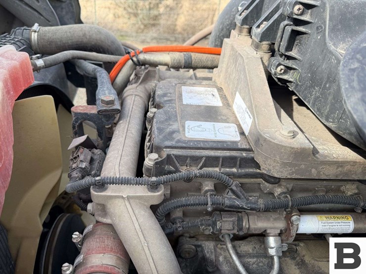 2017-freightliner-cascadia-125-image-48