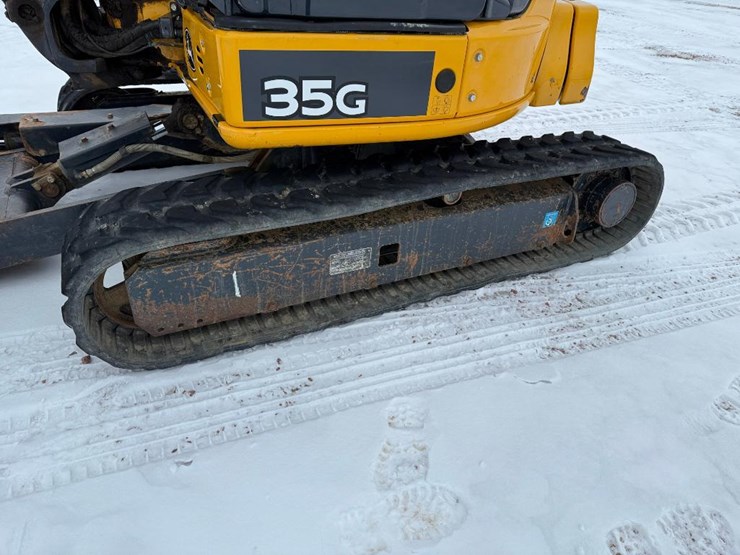 2018-deere-35g-image-6