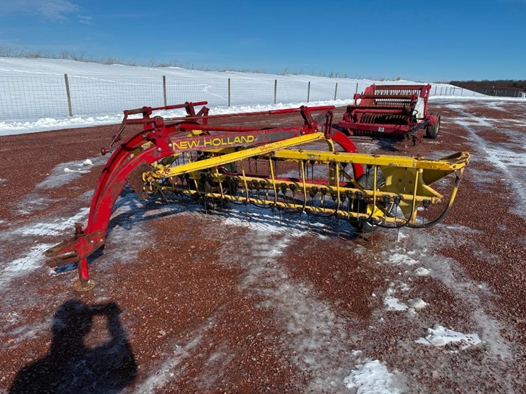 new-holland-256-image-1