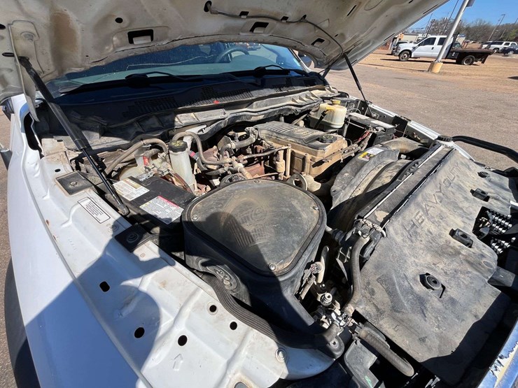 2014-dodge-ram-5500-image-33