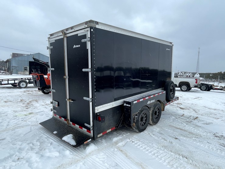 #135-•-2022-rock-line-products-air-tow-ground-loading-enclosed-trailer-(has-wi-title)-image-5