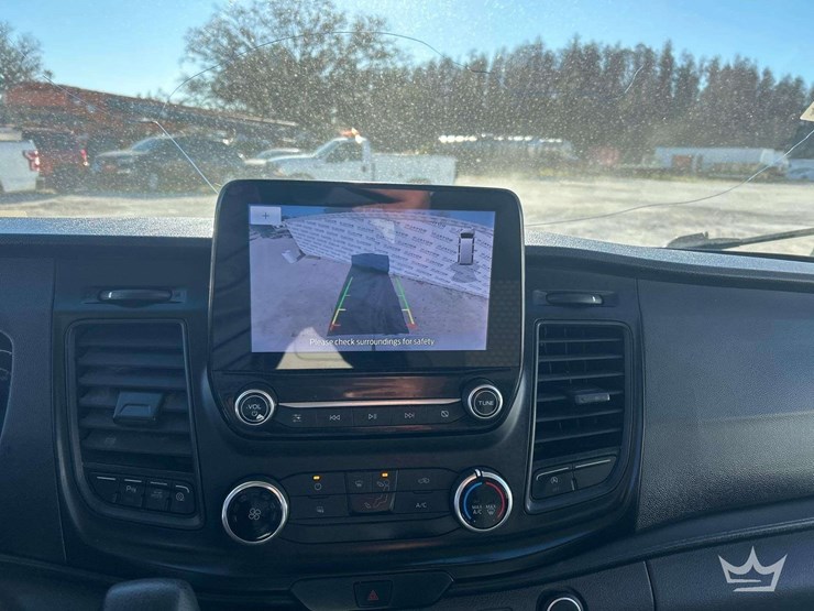 2020-ford-transit-image-16