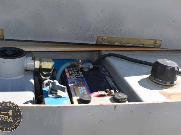 2007-genie-gth1056-image-33