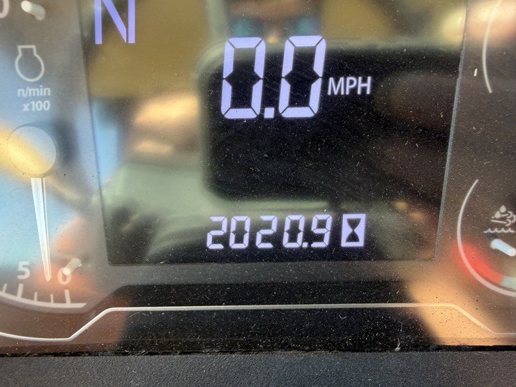 2020-john-deere-5090e-image-17