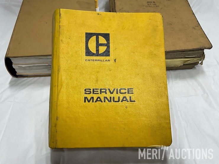 caterpillar-943-image-3