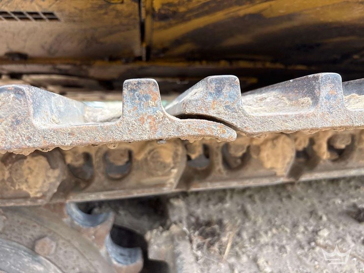 2017-caterpillar-336f-image-48