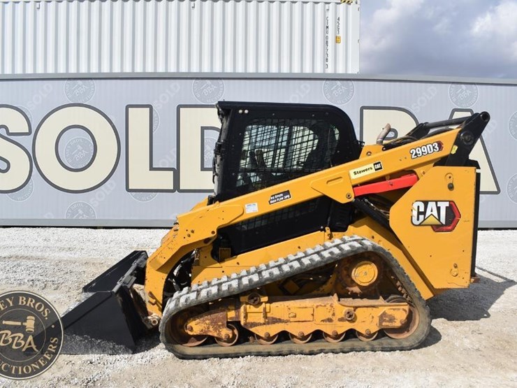 2020-caterpillar-299d3-image-6