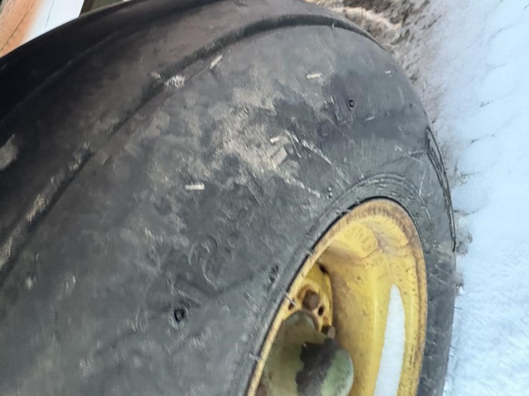 john-deere-716-image-5