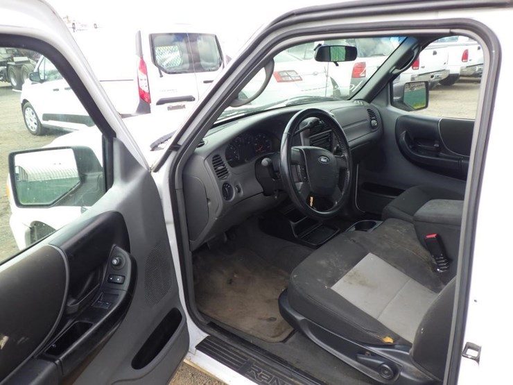 2011-ford-ranger-image-5