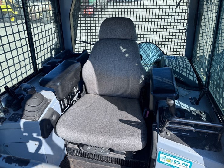 2002-deere-650h-lgp-image-24