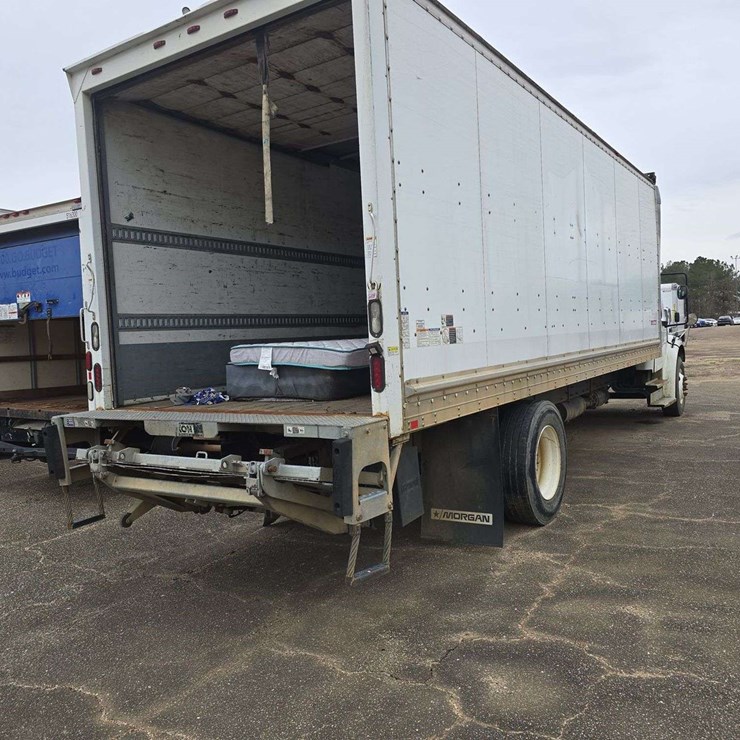 2015 FREIGHTLINER 114SD