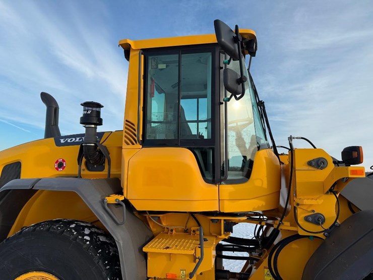 2015-volvo-l90g-image-13