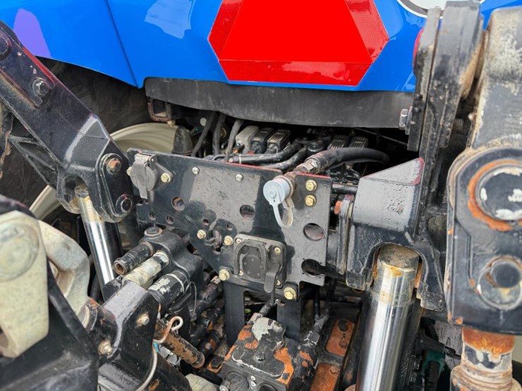 new-holland-t8.320-image-50