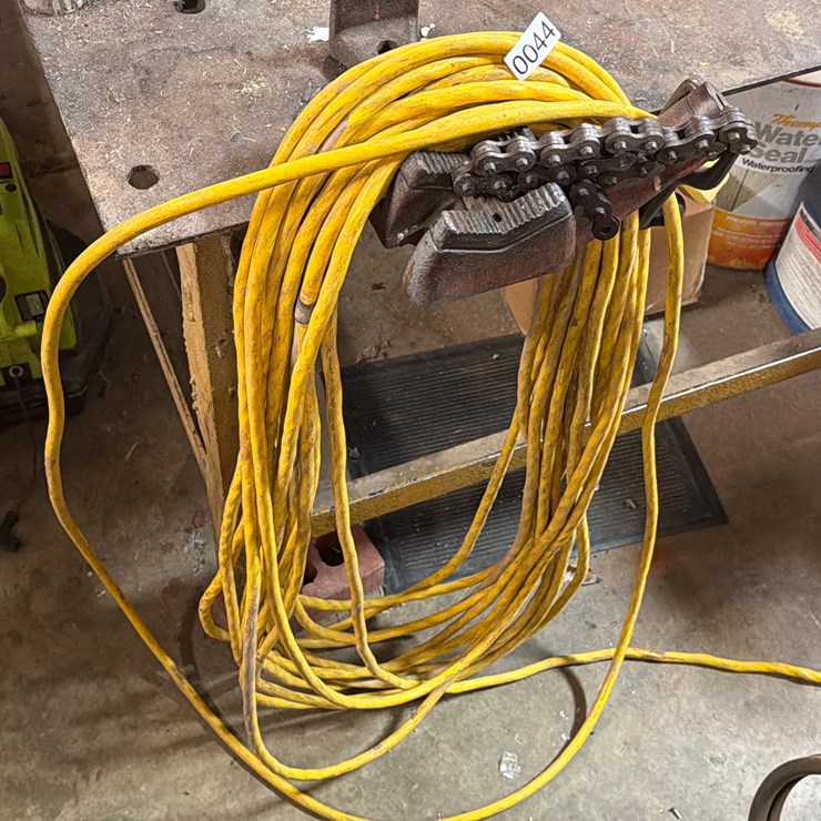 #44 • EXTENSION CORD