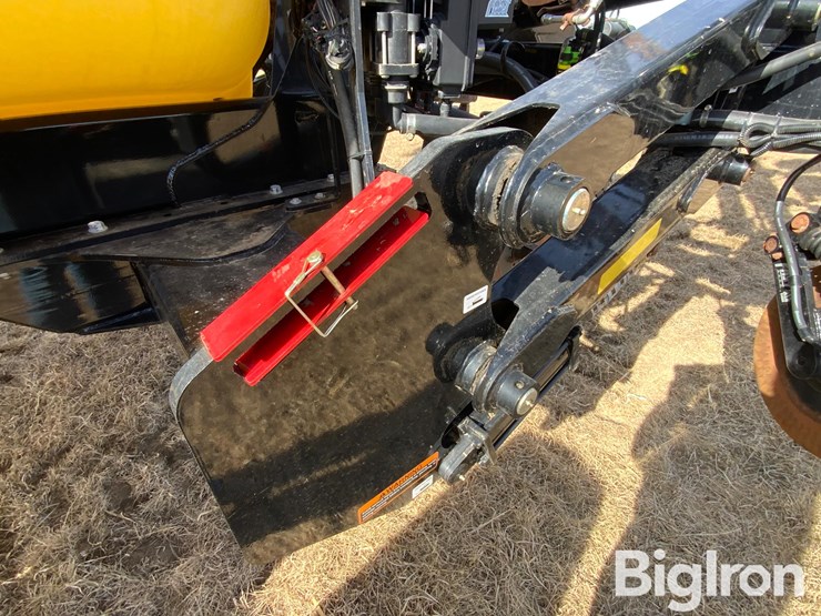 2023-fast-8324-16r30-fertilizer-applicator-image-10