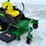 2015-john-deere-z915b-image-12