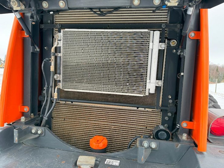 2018-doosan-dl250-5-image-25