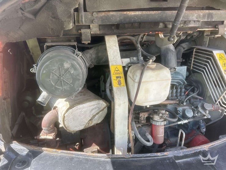 2000-kubota-kx121-3st-image-7