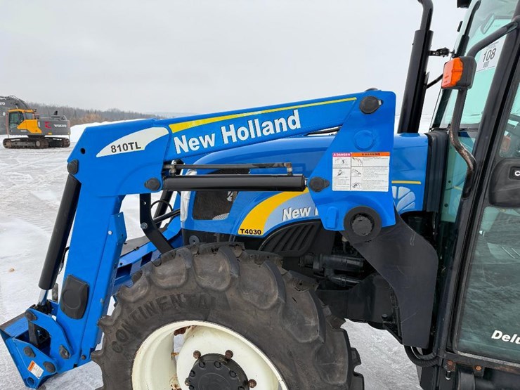 new-holland-t4030-image-30